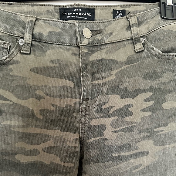 Lucky Brand Camo Pants 28 Green Camo Skinny Ankle Jeans 6 - Picture 6 of 7